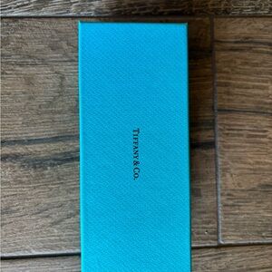 Tiffany & Co. Authentic Bracelet Box in Blue